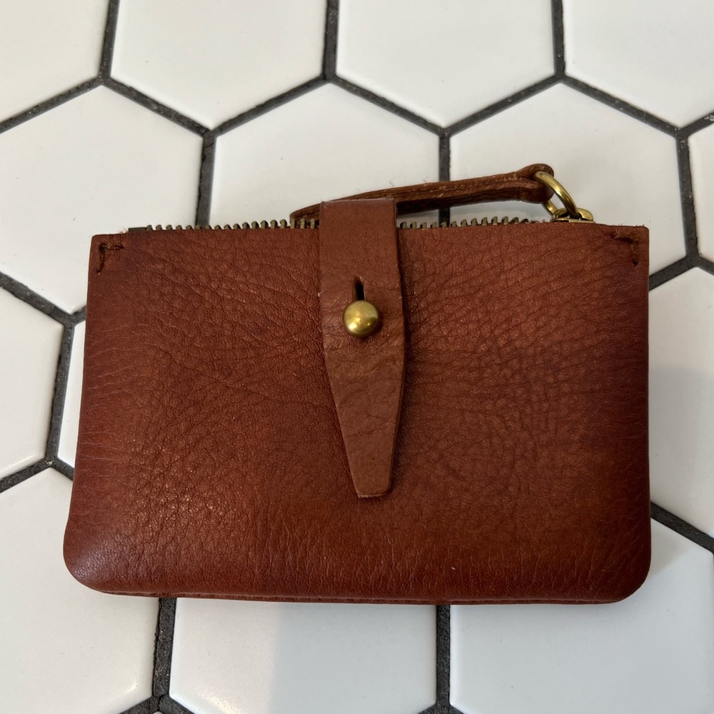 Madewell small leather wallet in brown leather